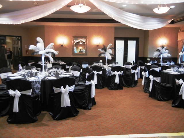 Feathers Centerpieces FCP-92