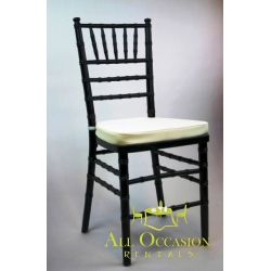 Silla Chiavari negro con cojÃ­n blanco